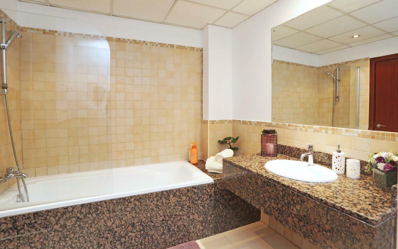 Luxury Casa - Marvel Sea View Apartment Jbr Beach 2Br Дубай Екстериор снимка